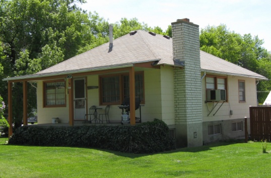 Thomas and Martha Sanders House - 207 West State